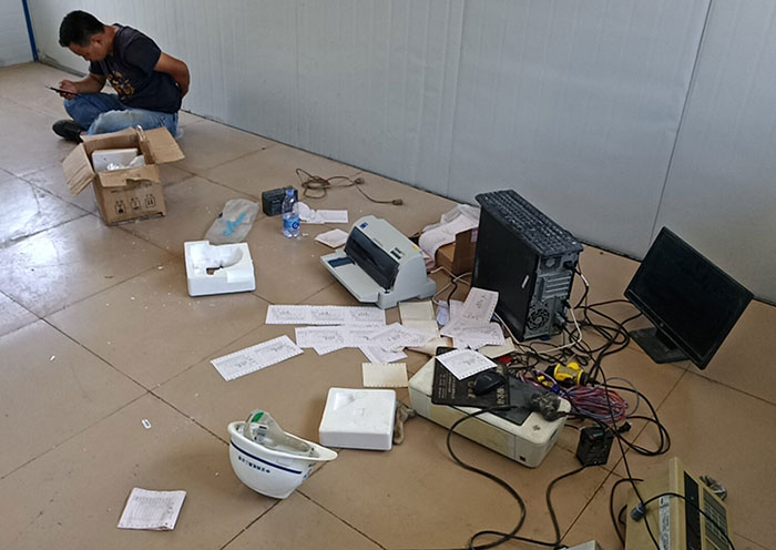 中交四（sì）航局廣連高速九經理部新田攪拌站